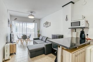 Apartament  Carrer muga-a. Apartament a empuria-brava amb llicencia d'us turistic