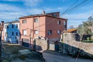 Xalet a Celrà. Xalet unifamiliar en venda a celra, ideal per gaudir d´amplis es