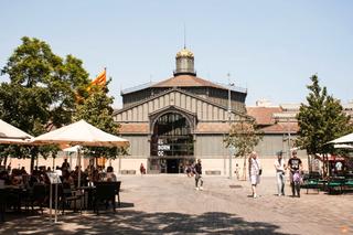Lloguer Local Comercial a St. Pere - Sta. Caterina - El Born. Local en traspàs i en funcionament!