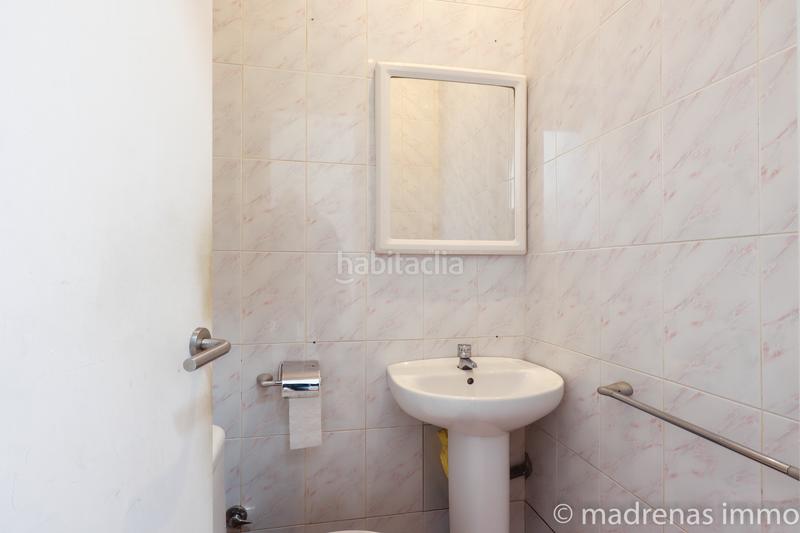 Foto 2ced71d8-f51b-470f-9fcc-3f10f5fc8125. Lloguer local comercial a Eixample Sud-Migdia Girona