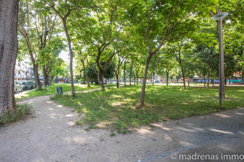 Foto 0d330ea7-715c-450a-8ac3-20fc7be411f8. Rent business premise in Eixample Sud-Migdia Girona