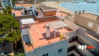 Àtic a Platja de Ponent. Ático exclusivo en primera línea de mar con gran solárium