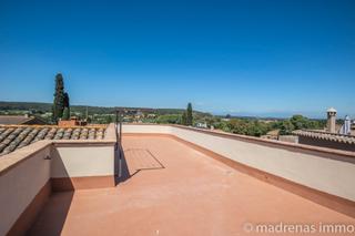 Location Attique à Ventalló. Fantàstic atic amb vistes a l'emporà