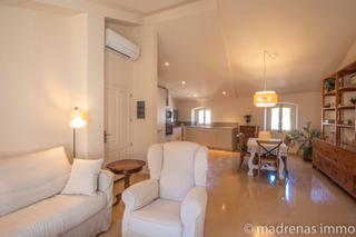 Rent Penthouse in Ventalló. Fantàstic atic amb vistes a l'emporà