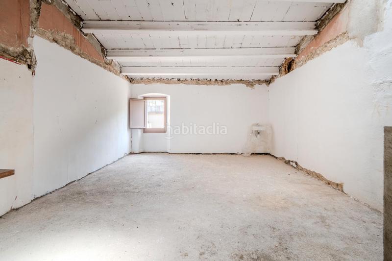Foto 3a6bbb1c-54bc-4aae-b99d-6152effbe809. Casa a schiera in Centre Salt