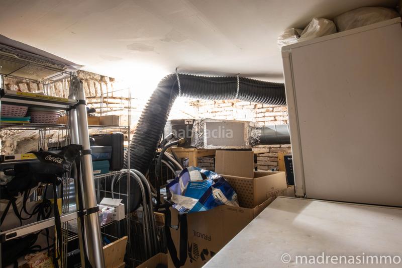 Foto 18156256-65a3-44be-885f-d28f7abd47dd. Traspaso local comercial local al barri vell! en Centre-Barri Vell Girona