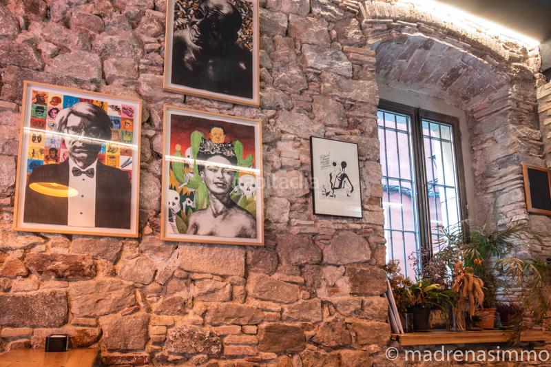 Foto 2722913f-5511-4c2d-89a7-c6a5372d5283. Traspaso local comercial local al barri vell! en Centre-Barri Vell Girona