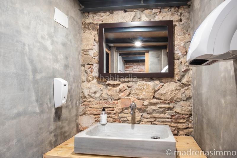 Foto 8575a690-b40d-45ba-b176-03c271135267. Traspaso local comercial local al barri vell! en Centre-Barri Vell Girona