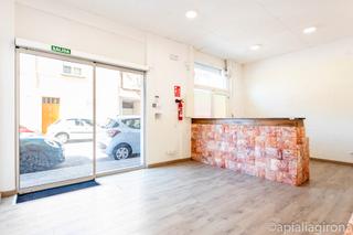 Local Comercial  Carrer sant miquel. Local grande en palau