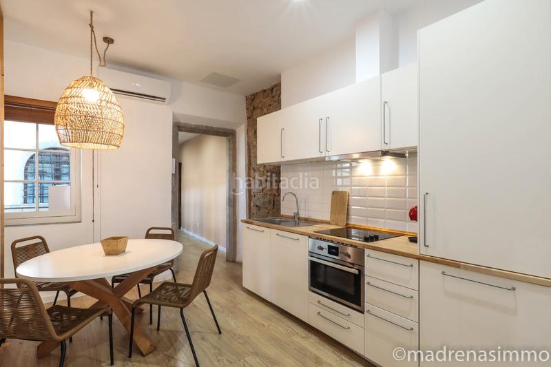 Foto 56189106-405f-4ecc-be55-8f6917b4fb88. Lloguer apartament amb calefacció a Centre-Barri Vell Girona