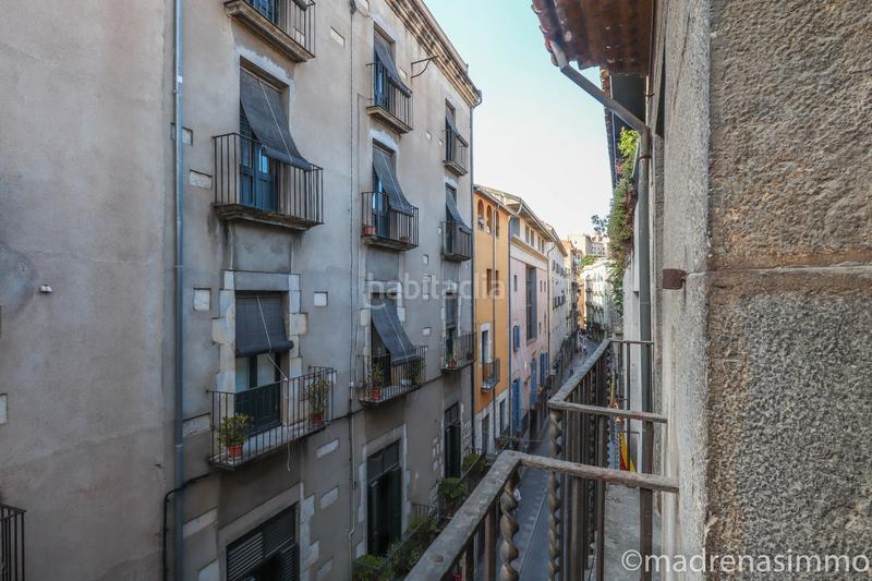 Foto 75e02a2c-bbca-4075-9e10-e82b890cc2a8. Lloguer apartament amb calefacció a Centre-Barri Vell Girona