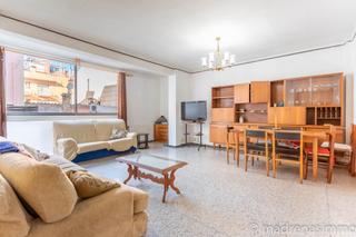 Appartamento  Travessia de la creu. Oportunidad piso zona creu girona