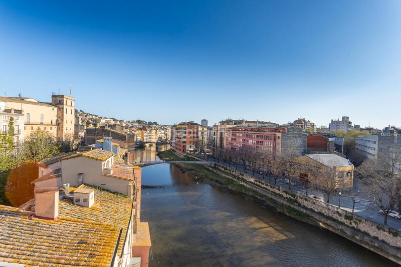 Foto 9894dd12-22e5-43bd-81f0-497a3ef6608a. Affitto appartamento in Centre-Barri Vell Girona