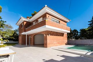 Chalet à Cunit Residencial. Exclusiva torre unifamiliar en venta en cunit residencial – zona