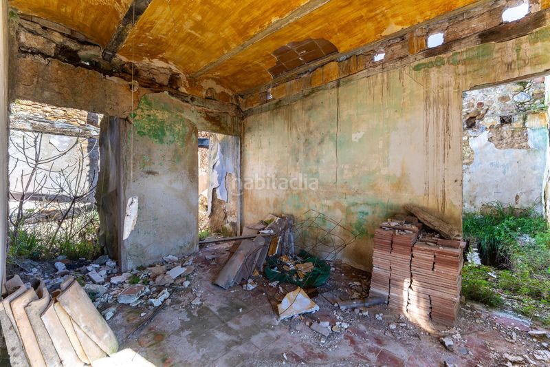 Foto 616a6eda-bf74-45ea-a70e-264f2dc2963b. Masia a Crespià