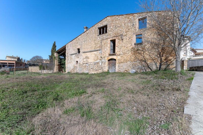 Foto c0e85e74-5dba-4d4b-97dd-0b18cd195dfe. Masia a Crespià