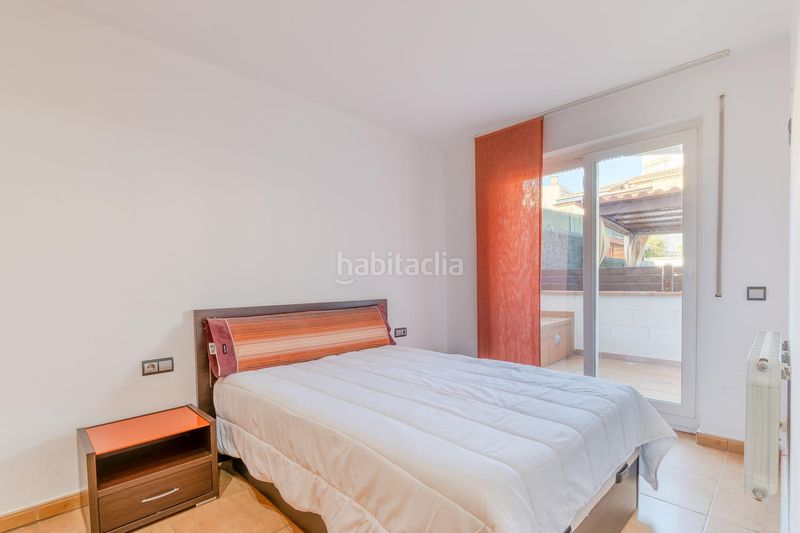 Foto cde8cea0-e65e-4a6d-a753-b81252afeec9. Pis amb calefacció aparcament a Cassà de la Selva