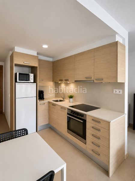 Foto 1a90d127-80a0-4fe6-a107-6d526a9f98cb. Estudi a Santa Eugenia Girona