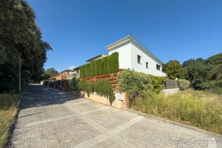 Wohngrundstück  Carrer pou de la torre. Terreno en venta en calle pou de la torre, girona