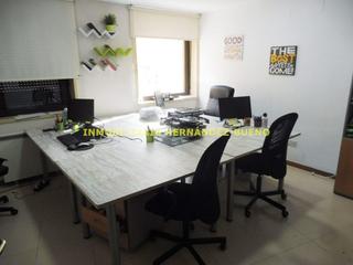 Miete Etagenwohnung in Universidad - Tenerías. Fantástica oficina en pleno centro de salamanca (casco antiguo,