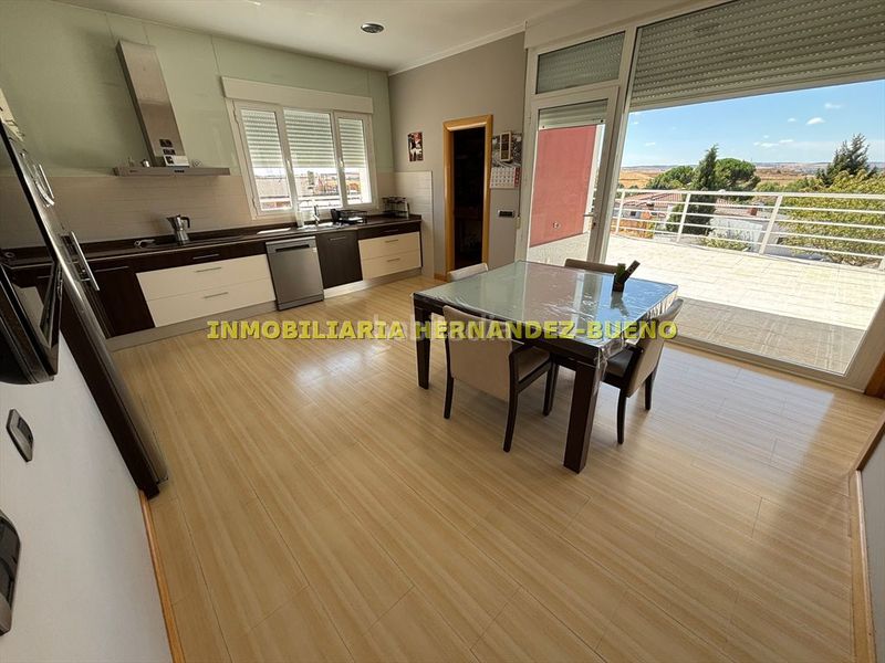 Foto 6c85a7d8-d5cb-4000-a946-fcbe865c0fdb. Chalet with heating parking pool in Villamayor
