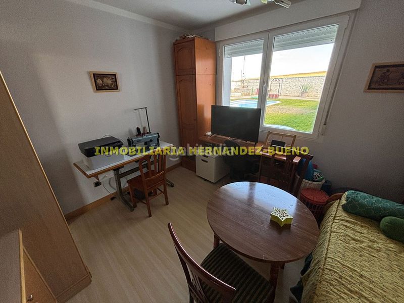 Foto aa65a026-84a0-44fa-aaa1-ccfa9f162007. Chalet with heating parking pool in Villamayor