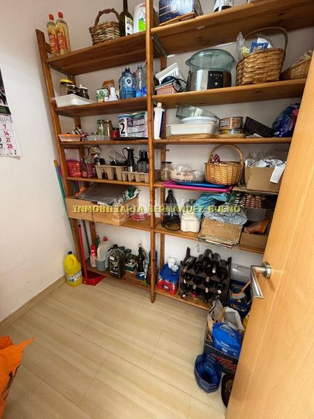 Foto e360dbbf-0661-46c6-8379-967ce877fe77. Chalet with heating parking pool in Villamayor