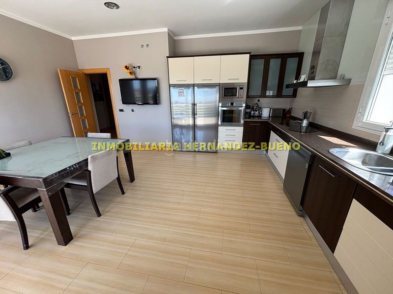 Foto f63e4d4a-523c-4779-a268-48f679b074af. Chalet with heating parking pool in Villamayor