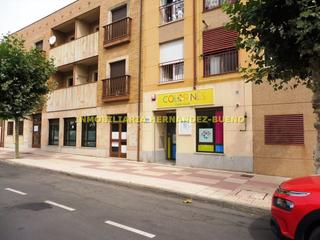 Local Comercial a Carbajosa de la Sagrada. Precioso local en venta en magnífica zona dentro de carbajosa de