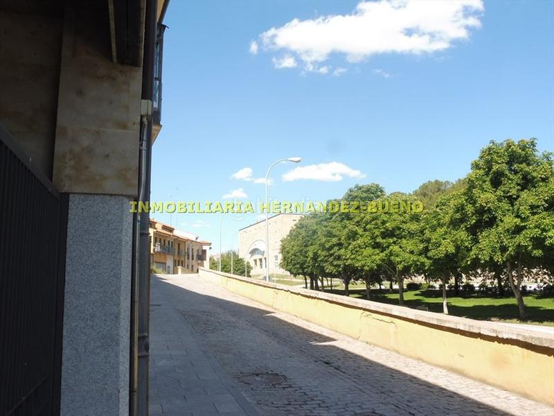 Foto 45500ecd-e050-45e5-b5f7-8ab4ea95c44b. Posto auto in San Vicente - Las Úrsulas Salamanca