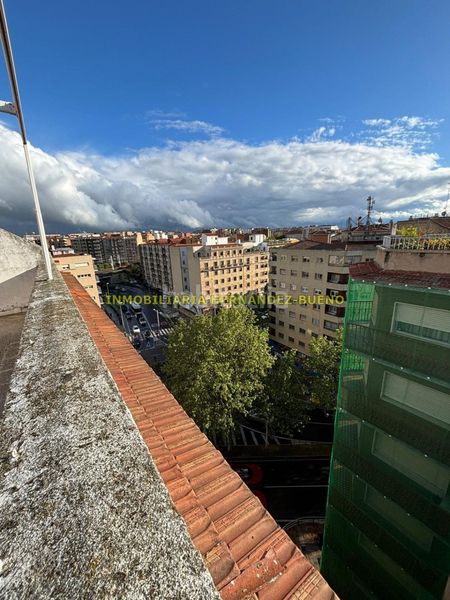 Foto bc18db27-53de-4db4-a5f4-2ad20ba28b46. Lloguer àtic amb calefacció a Garrido Sur Salamanca