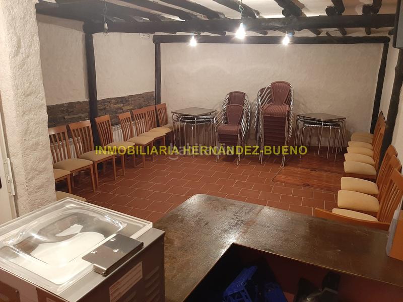 Foto a6447b72-ca28-49b4-9b41-c473e6e0a506. Edifici a Sequeros