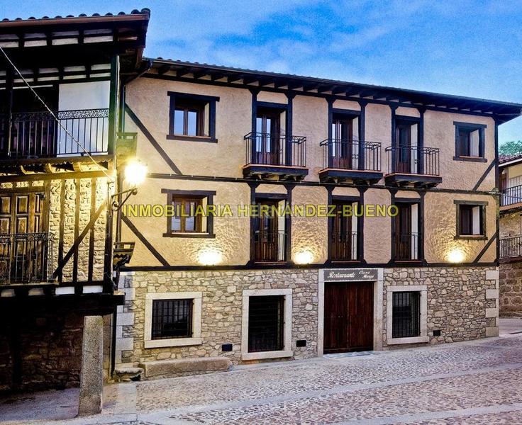 Foto c276dcc6-8259-4941-a88a-6affc7ae4299. Edifici a Sequeros