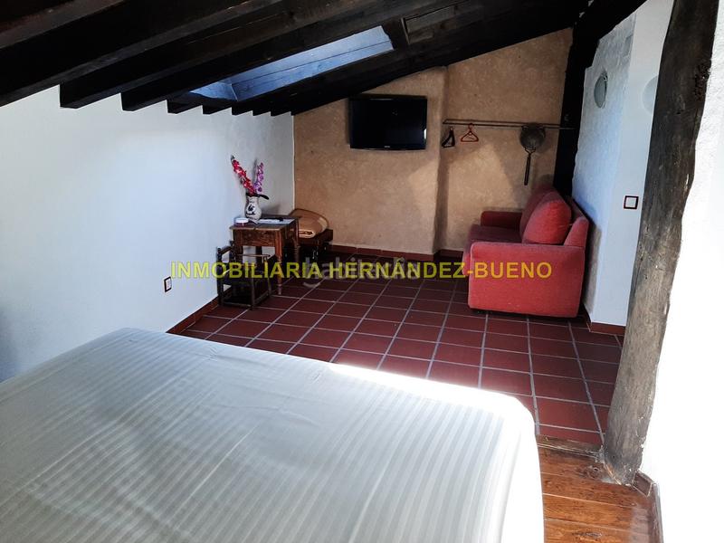 Foto d4d8f161-93c6-406f-a561-67dbc1de96b2. Edifici a Sequeros