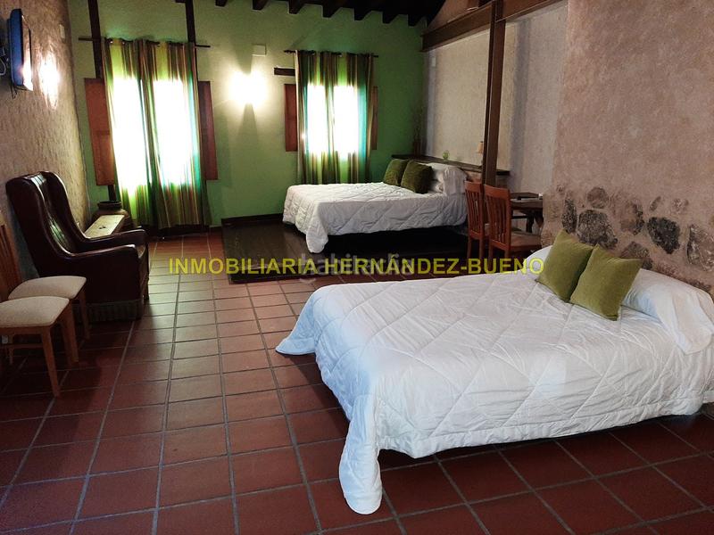 Foto f21efef7-a75d-4b2c-b454-98ae0a01286d. Edifici a Sequeros