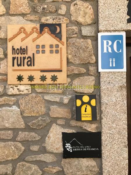 Foto f7fbe1cf-5b96-4418-91b3-5ee5a9ff0626. Edifici a Sequeros