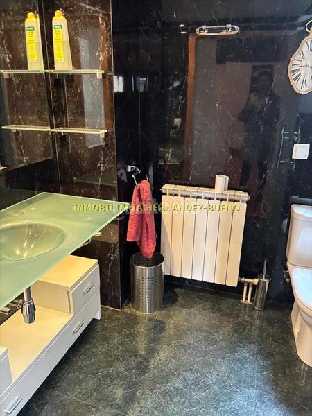 Foto 1309017d-12e6-461d-ac31-bca88a27e4a5. Dúplex amb calefacció a Centro Salamanca