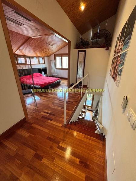 Foto 51dbcf1a-32d8-41c5-acc7-39521318e646. Dúplex amb calefacció a Centro Salamanca