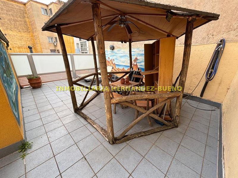 Foto 57e22e6c-4a4b-44f9-a727-a4df54ae566c. Dúplex amb calefacció a Centro Salamanca