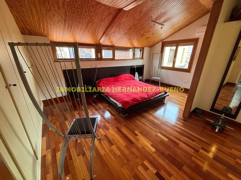 Foto bc91093a-5ef0-45ac-aa11-7402d60fe1d2. Dúplex amb calefacció a Centro Salamanca