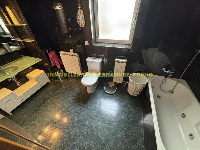 Foto c54e06f3-553c-4c85-9c29-7d71da4eb2f7. Dúplex amb calefacció a Centro Salamanca