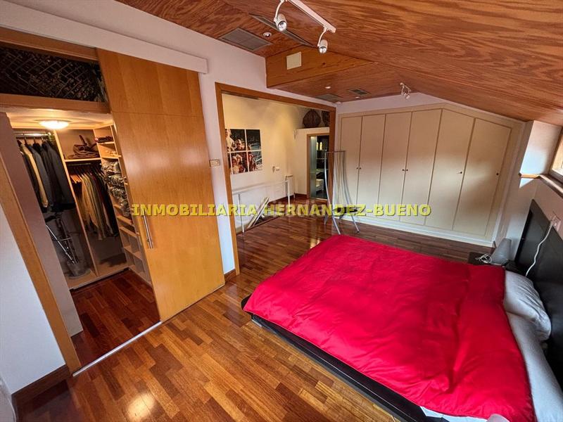 Foto ffbecb80-ef73-4cd5-89c9-615cfb33980a. Dúplex amb calefacció a Centro Salamanca