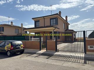 Chalet en Vells (La). Fantstico chalet individual a tan solo 12 kilmetros de salaman