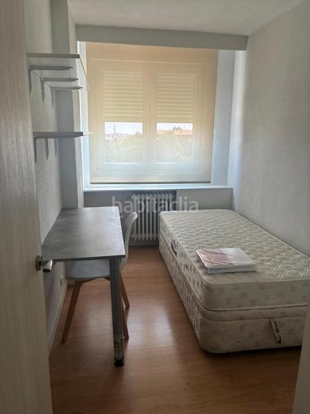 Foto 4b4ecee2-efa8-4926-98b3-90aff892a50f. Rent flat with heating parking in Pizarrales Salamanca