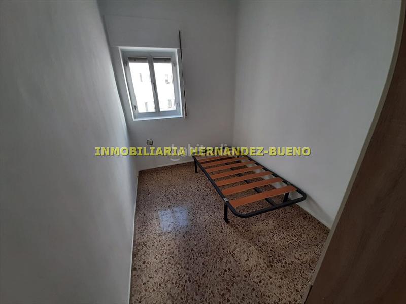 Foto 2c83d02d-8da4-4e8d-80ed-47b0f5548204. Rent flat with heating in Vidal Salamanca