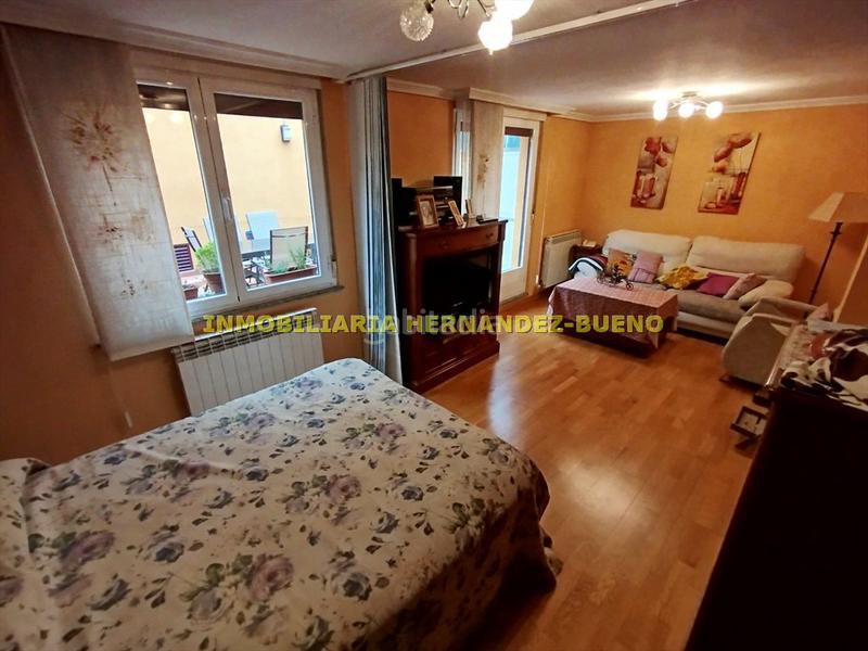 Foto 25fb0ba4-5c96-49ab-9588-4371f7af5311. Casa adossada amb calefacció aparcament a Rollo - Puente Ladrillo Salamanca