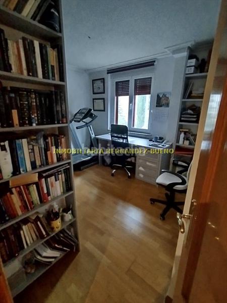 Foto 65eafca9-1f38-4f29-85ed-2736a26e2214. Casa adossada amb calefacció aparcament a Rollo - Puente Ladrillo Salamanca