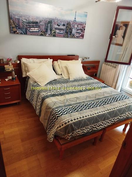 Foto 7ee8bac5-b473-4ca0-aa1f-9ad08ba6c7fb. Casa adossada amb calefacció aparcament a Rollo - Puente Ladrillo Salamanca