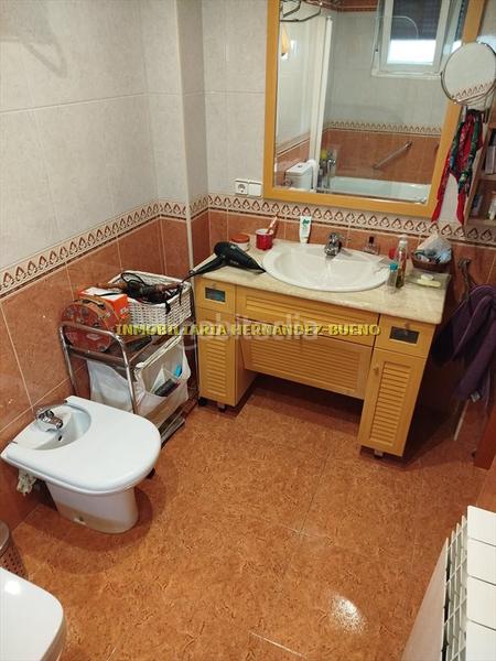 Foto 802cfbde-bc3c-47be-9c1b-70720256009f. Casa adossada amb calefacció aparcament a Rollo - Puente Ladrillo Salamanca