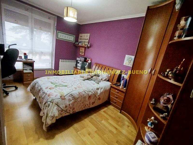 Foto d0bc8183-dad0-472b-b9f3-8f8577a5d67b. Casa adossada amb calefacció aparcament a Rollo - Puente Ladrillo Salamanca